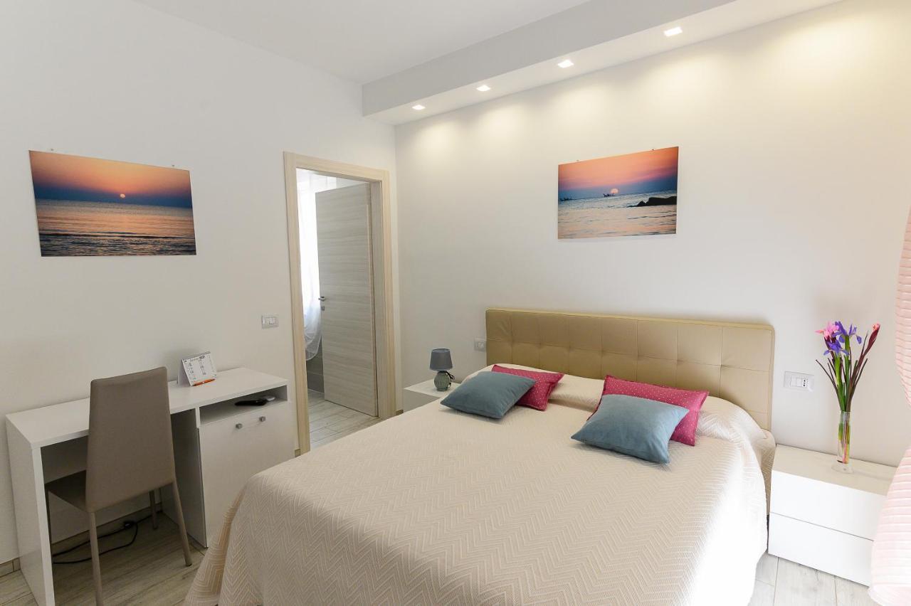 Pineta Del Mare Bed & Breakfast Алба Адриатика Екстериор снимка